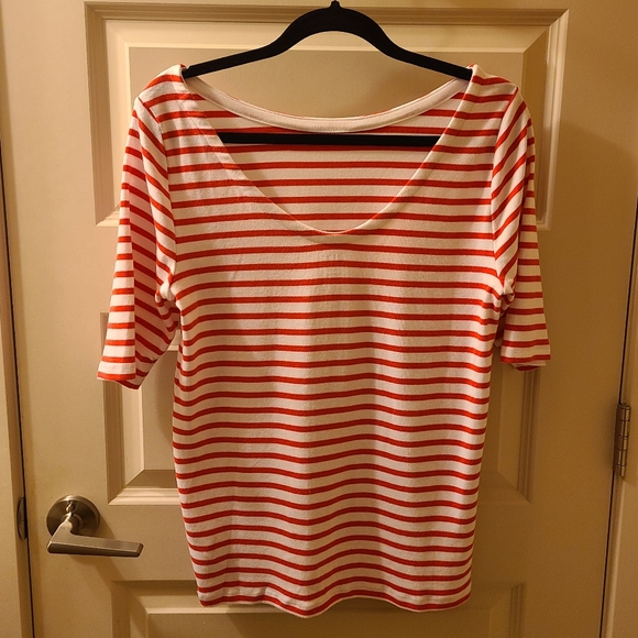 Gap Red and White Striped 3/4 Shirt - Picture 2 of 2